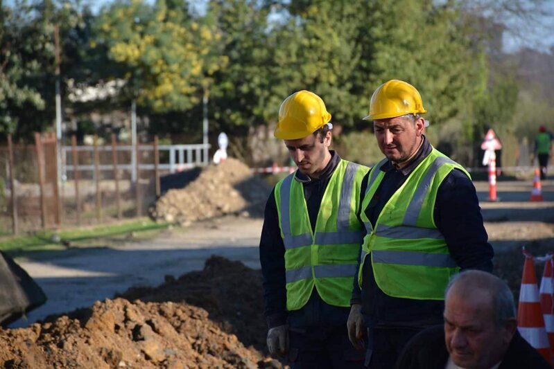 Tikinti şirkəti əvvəlki kimi gəlir əldə edə bilmir – Bu arada səhmdarlardan biri isə kapitalını geri çəkir