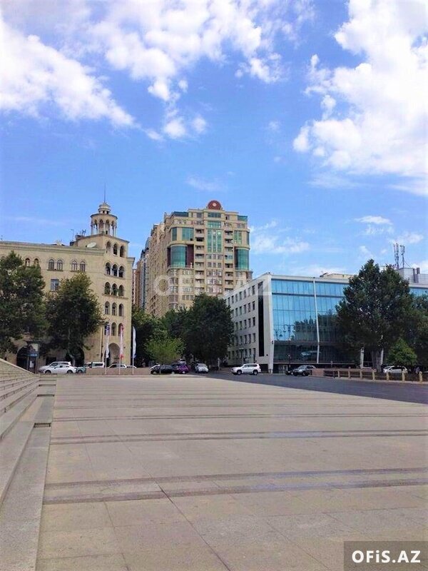 Yeni tikili Kirayə Verilir , Nəsimi r., 28 May m., 3 otaq, 118 m² Yeni tikili Kirayə Verilir , Nəsimi r., 28 May m., 3 otaq, 118 m²