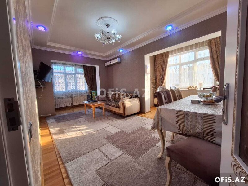 Köhnə tikili Satılır , Binəqədi r., 9-cu mikrorayon q., 2 otaq, 60 m² Köhnə tikili Satılır , Binəqədi r., 9-cu mikrorayon q., 2 otaq, 60 m²