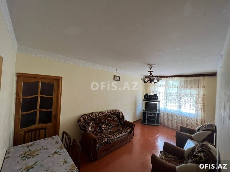 Köhnə tikili Satılır , Xırdalan, Xırdalan ş, 28-ci küçə, Köhnə bazarın yanı, 5 otaq, 120 m² Köhnə tikili Satılır , Xırdalan, Xırdalan ş, 28-ci küçə, Köhnə bazarın yanı, 5 otaq, 120 m²