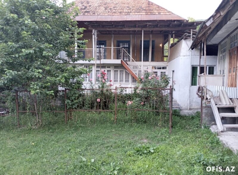Həyət evləri Satılır , Şəki, Şeki Başgöynük kendi bağ evi 2 mertebeli, 5 otaq, 600 m² Həyət evləri Satılır , Şəki, Şeki Başgöynük kendi bağ evi 2 mertebeli, 5 otaq, 600 m²