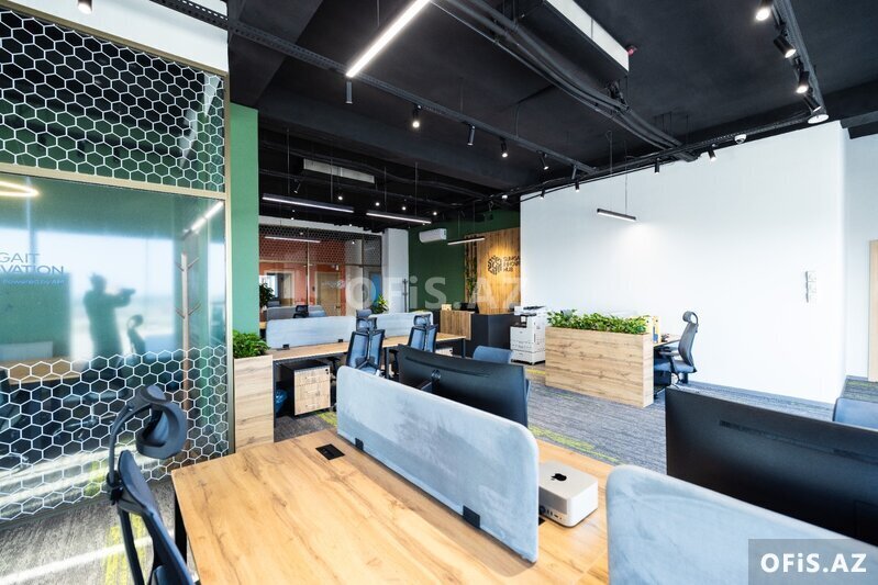icarə Verilir , Sumqayıt, Kovörkinqdə iş masaları icarəyə verilir, 1 otaq, 100 m² icarə Verilir , Sumqayıt, Kovörkinqdə iş masaları icarəyə verilir, 1 otaq, 100 m²