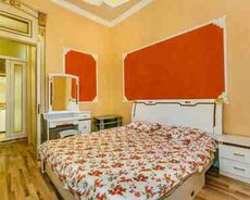 2-otaqlı mənzil kirayə verilir, Əlovsət Quliyev küç. 133, 70 m