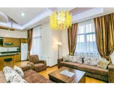 3-otaqlı mənzil kirayə verilir, Səbail r., 130 m