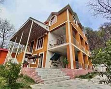 Villa kirayə verilir, Qəbələ r