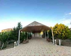 Villa, Şüvəlan qəs