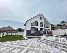 Villa kirayə verilir, Qəbələ r
