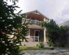 Villa kirayə verilir, Qəbələ r