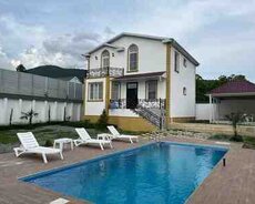 Villa kirayə verilir, Qəbələ r
