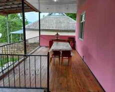Bağ evi kirayə verilir, Qəbələ r