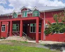 Bağ evi kirayə verilir, Qəbələ ş