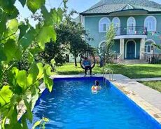 Villa kirayə verilir, Qəbələ ş