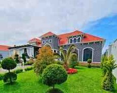 Bağ evi kirayə verilir, Şüvəlan qəs