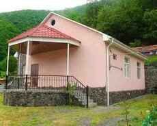 Həyət evi kirayə verilir, Qax r