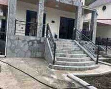 Həyət evi kirayə verilir, Qax r