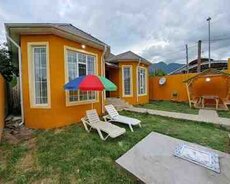 Villa kirayə verilir, Qəbələ r