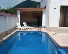 Villa kirayə verilir, Qəbələ ş