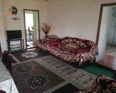 Həyət evi kirayə verilir, Qəbələ r