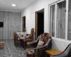 Həyət evi kirayə verilir, Qax r