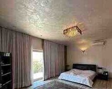 Bağ evi kirayə verilir, Qəbələ ray