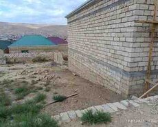 3 sot torpaq sahəsi, Qobu qəs