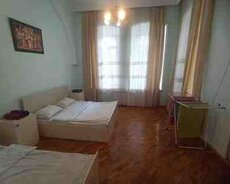 2-otaqlı mənzil kirayə verilir, Molla Vəli Vidadi 93 küç., 69 m