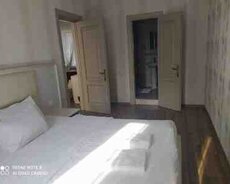 2-otaqlı yeni tikili kirayə verilir, Qəbələ ş., 50 m