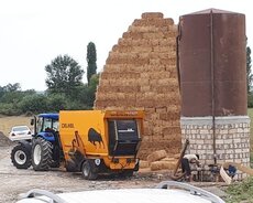 Xaçmaz, Ferma, Taxın Anbarı, istehsalat və s. ümün icarə