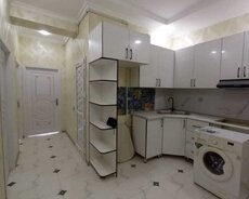 Xırdalan, Aytac sadliq sarayinin yani