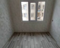 Xırdalan, Yasayili binada