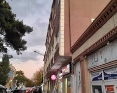 Xətai r., Həzi Aslanov m.