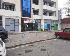 Nizami r., Qara Qarayev m.