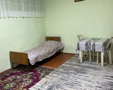 Nizami r., Xalqlar Dostluğu m.