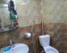 Nizami r., Qara Qarayev m.