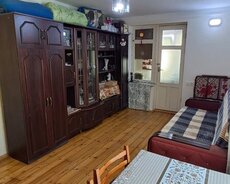 Nizami r., Qara Qarayev m.