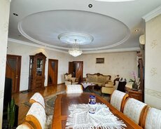 Nərimanov r., Nəriman Nərimanov m.