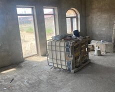 Xırdalan, Təmirsiz satılığ ev