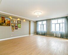 Nəsimi r., 28 May m.