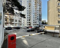 Xətai r., Həzi Aslanov m.