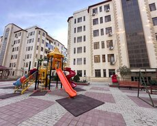 Xətai r., Həzi Aslanov m.