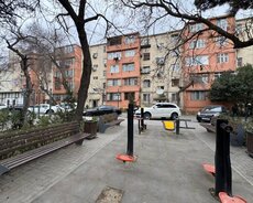 Nizami r., Neftçilər m.