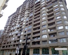 Nəsimi r., 28 May m.