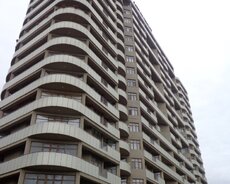 Nəsimi r., 28 May m.