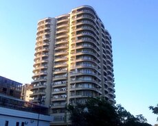 Nəsimi r., 28 May m.