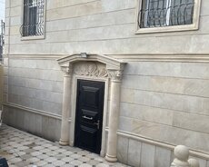 Xırdalan, 2 mərtəbəli qoşa daşla tikilmiş həyət evi