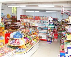 Nizami r., Xalqlar Dostluğu m.