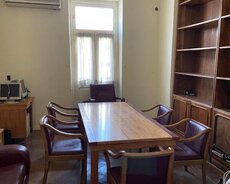 Nəsimi r., 28 May m.