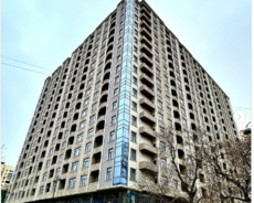 Nəsimi r., 28 May m.