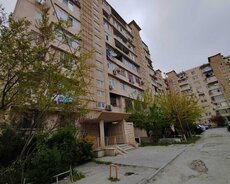 Nizami r., Xalqlar Dostluğu m.